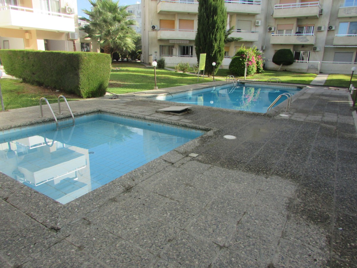 3 bedrooms ground floor Luxury Apartment for rent in Tourist Area.