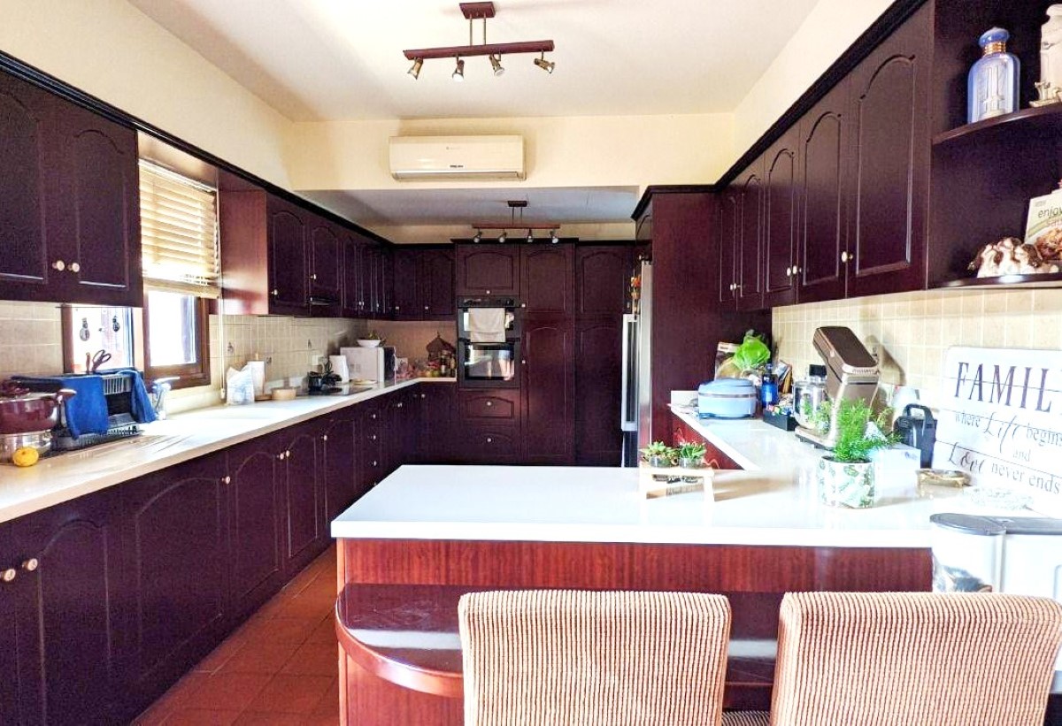 4 + 1 BEDROOMS HOUSE FOR SALE GERMASOGIA VILLAGE LIMASSOL CYPRUS