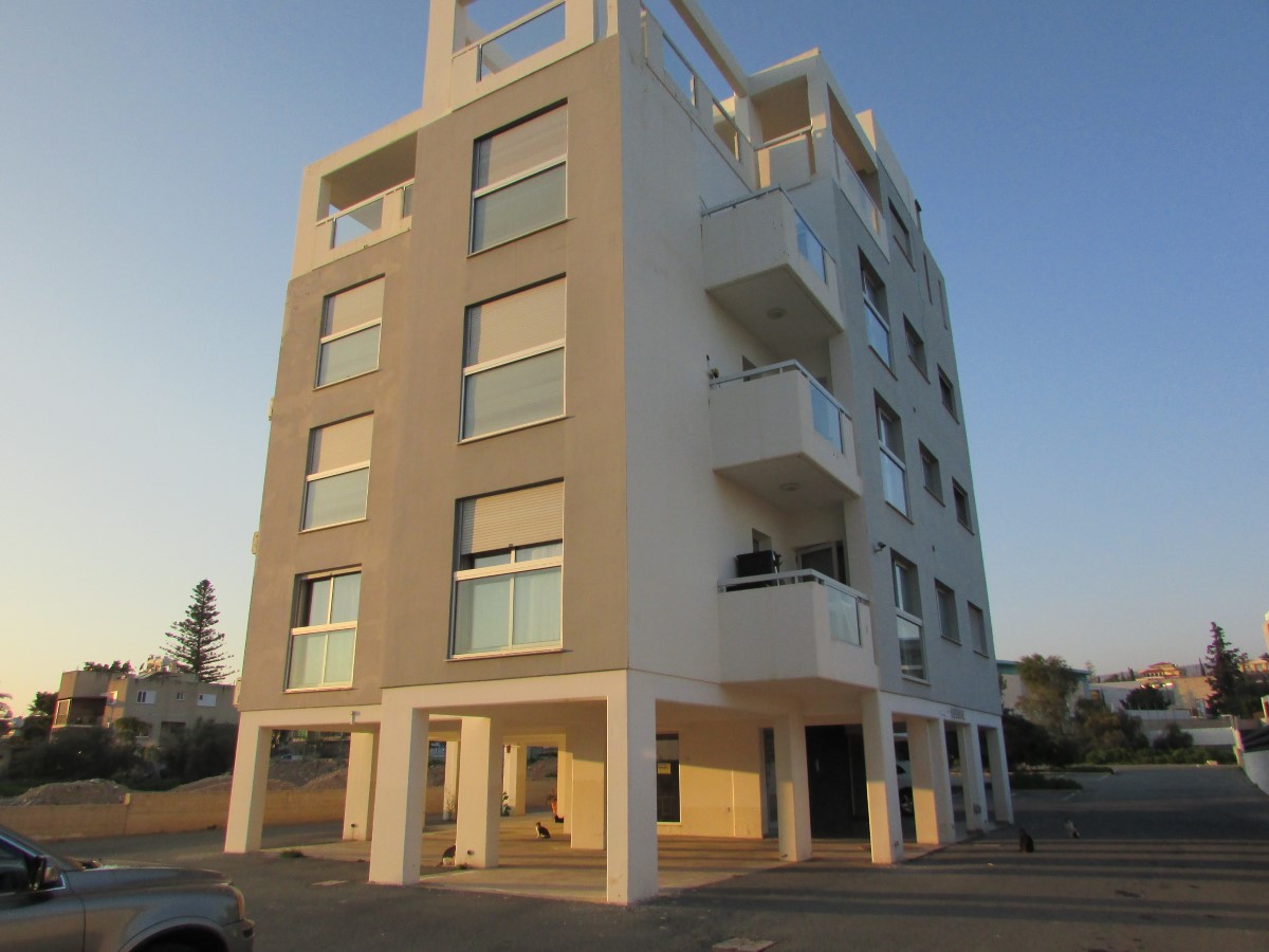 Cozy Two (2) Bedrooms Apartment fully Furnished For Sale at Moutayiaka Tourist Area.