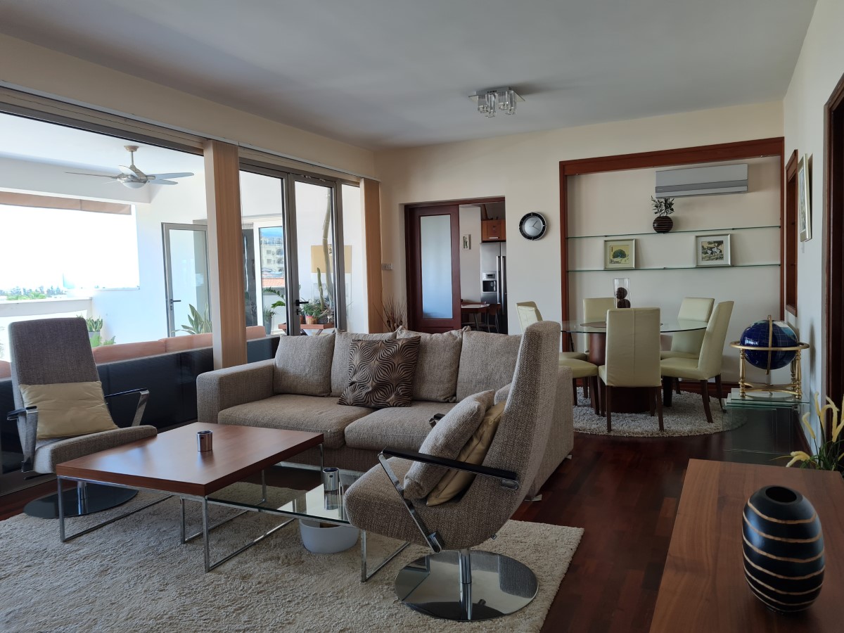 EXCEPTIONAL SPACIOUS 4 BEDROOM PENTHOUSE IN AGIOS NIKOLAOS