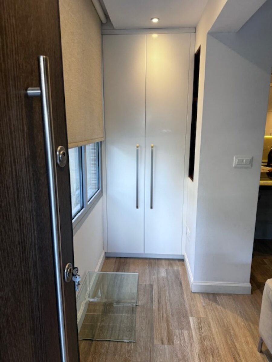 Luxury One (1) Bedroom Apartment Fully Furnished For Rent In Tourist Area Moutayiakas.