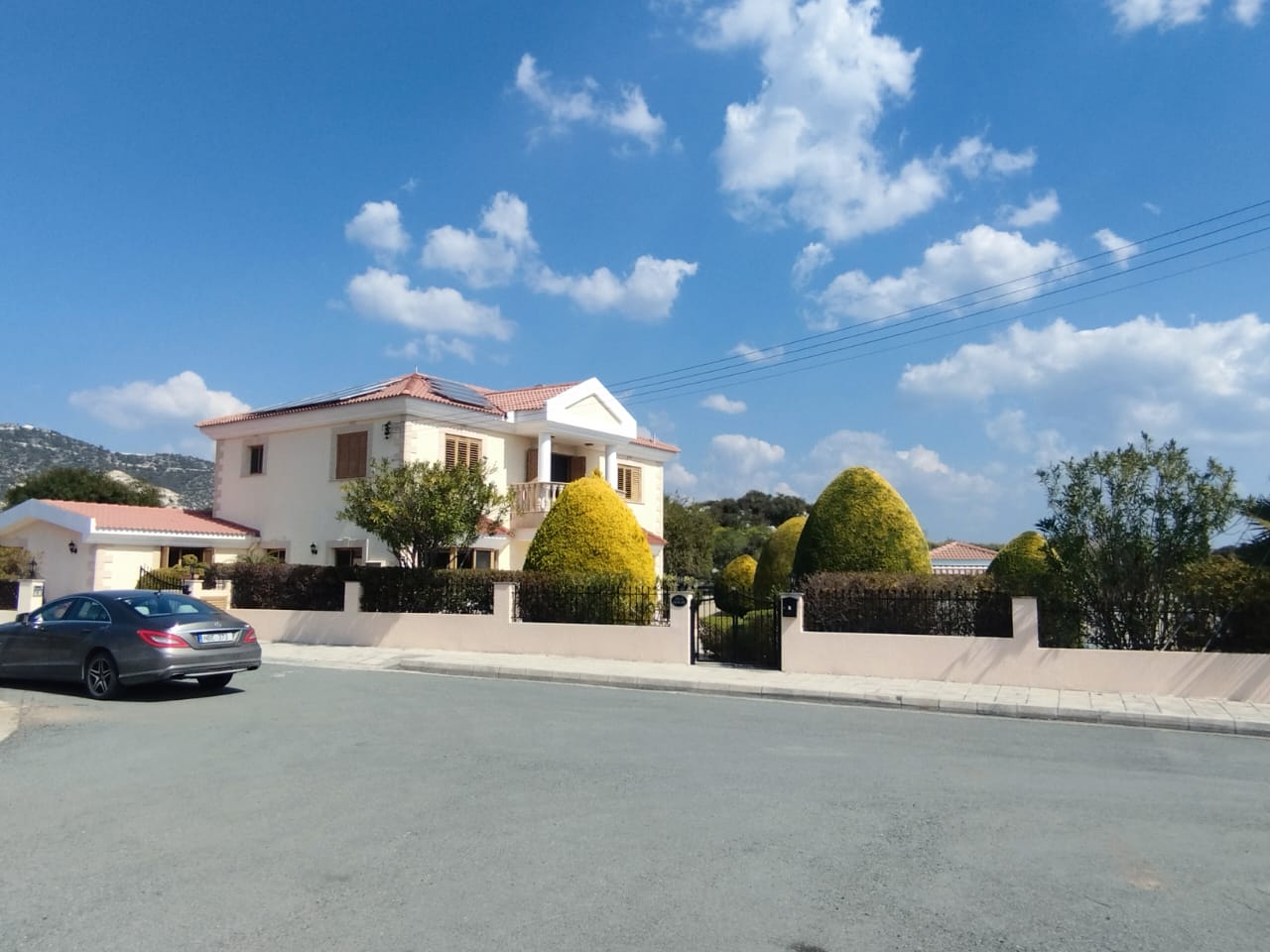 Wonderful and Spacious detached Four (4) Bedroom House For Sale in Apeshia Village,Limassol.