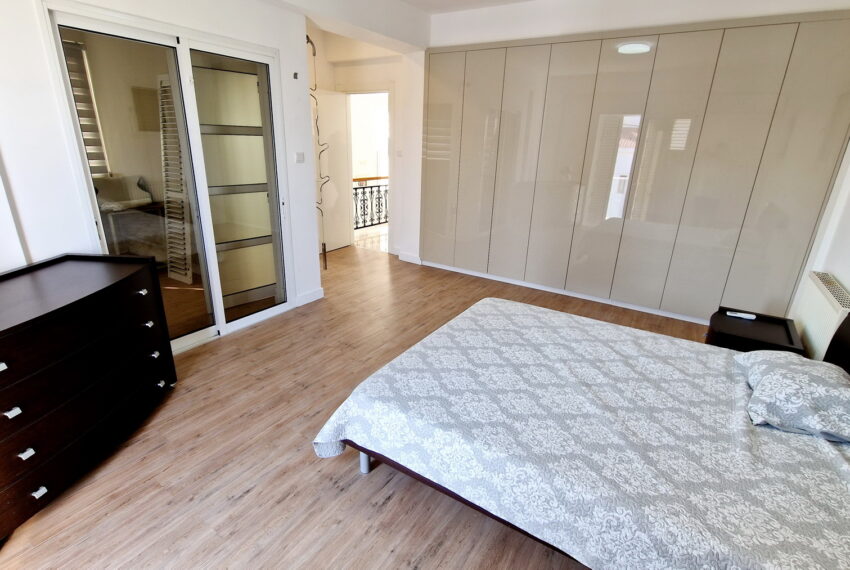 2335 BEDROOM 1