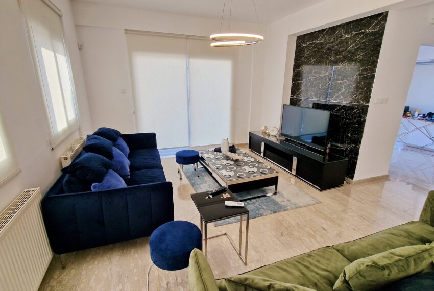 2335 LIVING AREA