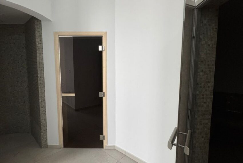 PHOTO-2025-12-12-11-00-54 (1) (Custom)