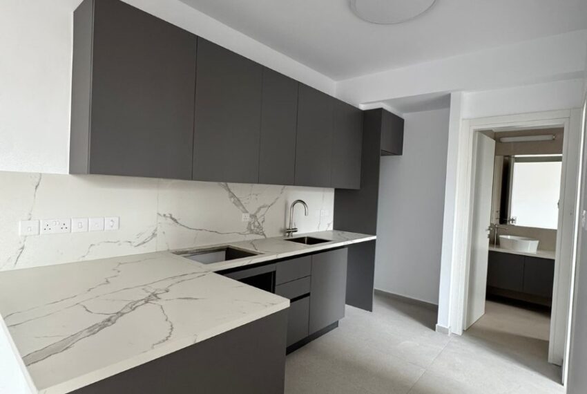 PHOTO-2025-12-12-11-00-54 (3) (Custom)